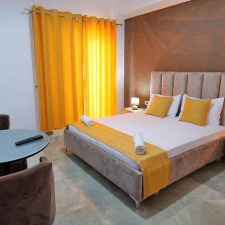 Hotel Adi-Vera Sarandë Eksteriør billede