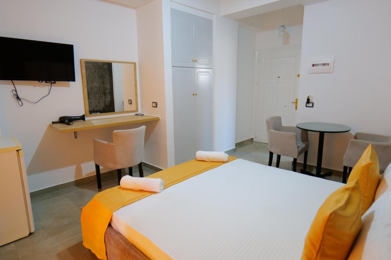 Hotel Adi-Vera Sarandë Eksteriør billede