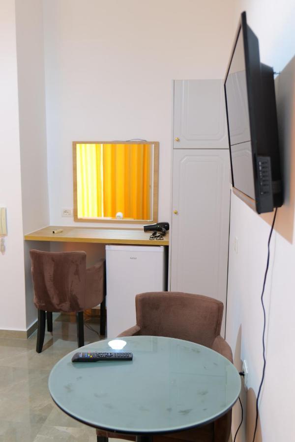 Hotel Adi-Vera Sarandë Eksteriør billede