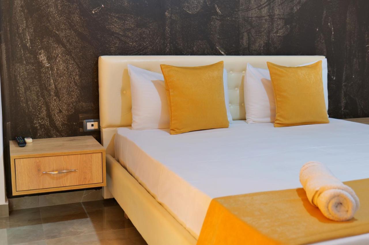 Hotel Adi-Vera Sarandë Eksteriør billede