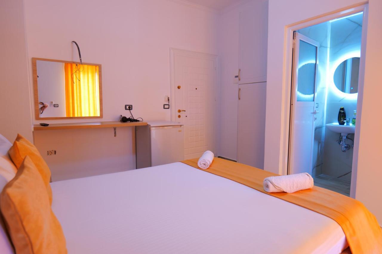 Hotel Adi-Vera Sarandë Eksteriør billede