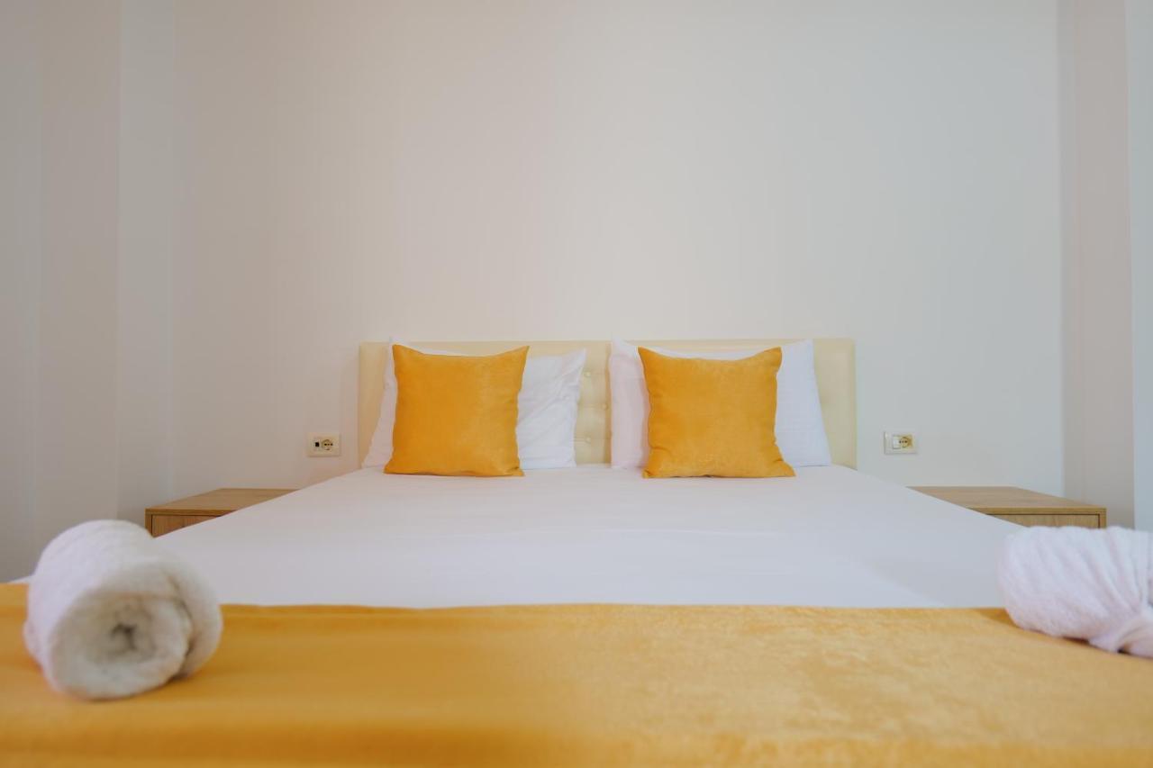 Hotel Adi-Vera Sarandë Eksteriør billede